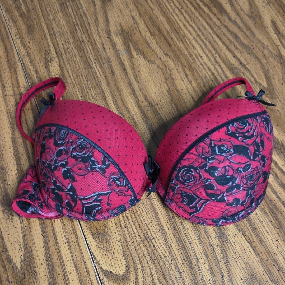 Red and Black Floral Women's Bra
